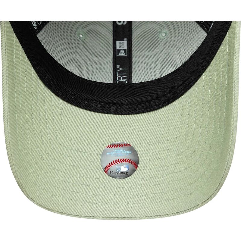 lippikset-kaareva-vihrea-saadettava-nauha-9forty-league-essential-los-angeles-dodgers-mlb-new-era