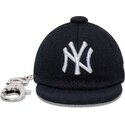 lisavarusteet-laivastonsininen-llavero-mini-cap-keychain-new-york-yankees-mlb-new-era