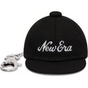 lisavarusteet-musta-llavero-mini-cap-chain-new-era