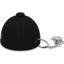lisavarusteet-musta-llavero-mini-cap-chain-new-era