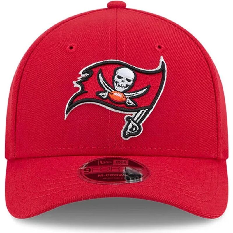 lippikset-kaareva-ruskea-snapback-9forty-m-crown-team-tampa-bay-buccaneers-nfl-new-era