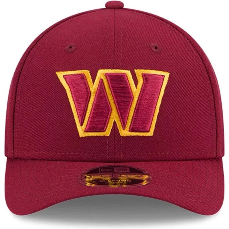 lippikset-kaareva-punainen-snapback-9forty-m-crown-team-washington-commanders-nfl-new-era