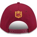 lippikset-kaareva-punainen-snapback-9forty-m-crown-team-washington-commanders-nfl-new-era