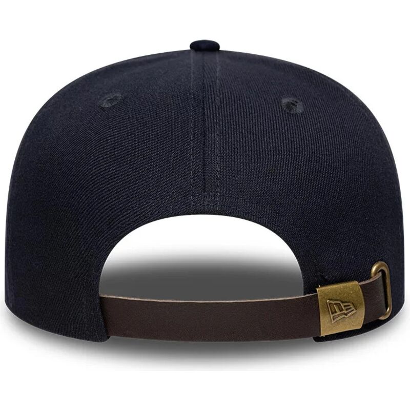 lippikset-kaareva-laivastonsininen-saadettava-nauha-9fifty-retro-crown-suede-new-era
