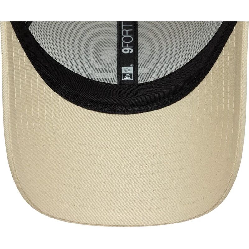 lippikset-kaareva-beige-saadettava-nauha-9forty-core-ducati-motor-motogp-new-era
