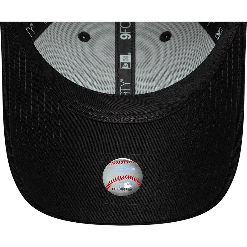 lippikset-kaareva-musta-saadettava-nauha-9forty-cord-new-york-yankees-mlb-new-era