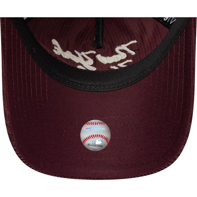 lippikset-kaareva-punainen-saadettava-nauha-9twenty-a-frame-cord-script-new-york-yankees-mlb-new-era
