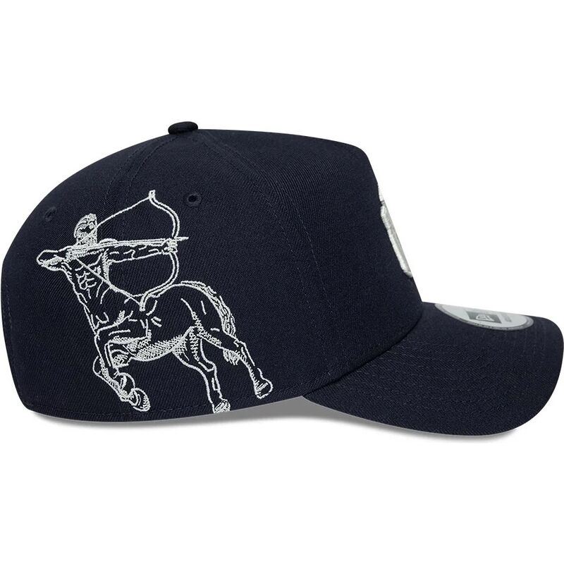 lippikset-kaareva-laivastonsininen-snapback-9forty-e-frame-mythical-icon-new-york-yankees-mlb-new-era
