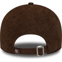 lippikset-kaareva-ruskea-saadettava-nauha-9twenty-cord-script-new-york-yankees-mlb-new-era