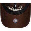 lippikset-kaareva-ruskea-saadettava-nauha-9twenty-cord-script-new-york-yankees-mlb-new-era