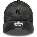 lippikset-kaareva-musta-saadettava-nauha-9twenty-washed-pu-new-york-yankees-mlb-new-era