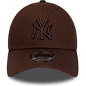 lippikset-kaareva-ruskea-saadettava-nauha-9forty-league-essential-new-york-yankees-mlb-new-era