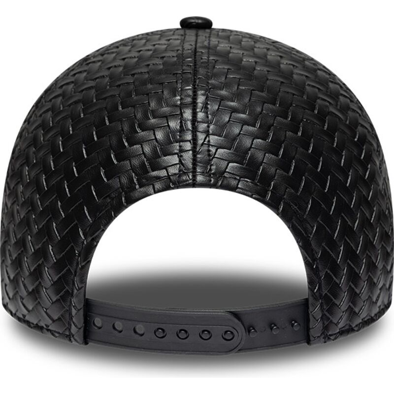 lippikset-kaareva-musta-snapback-9forty-pu-weave-new-york-yankees-mlb-new-era