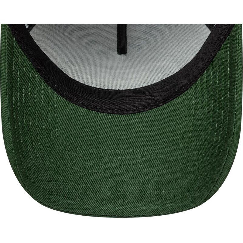 lippikset-kaareva-rekka-vihrea-snapback-a-frame-oval-patch-foam-new-era