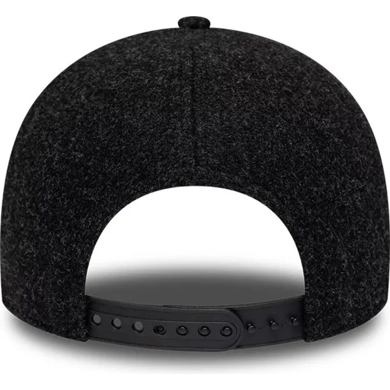 lippikset-kaareva-musta-saadettava-nauha-9forty-winter-new-york-yankees-mlb-new-era