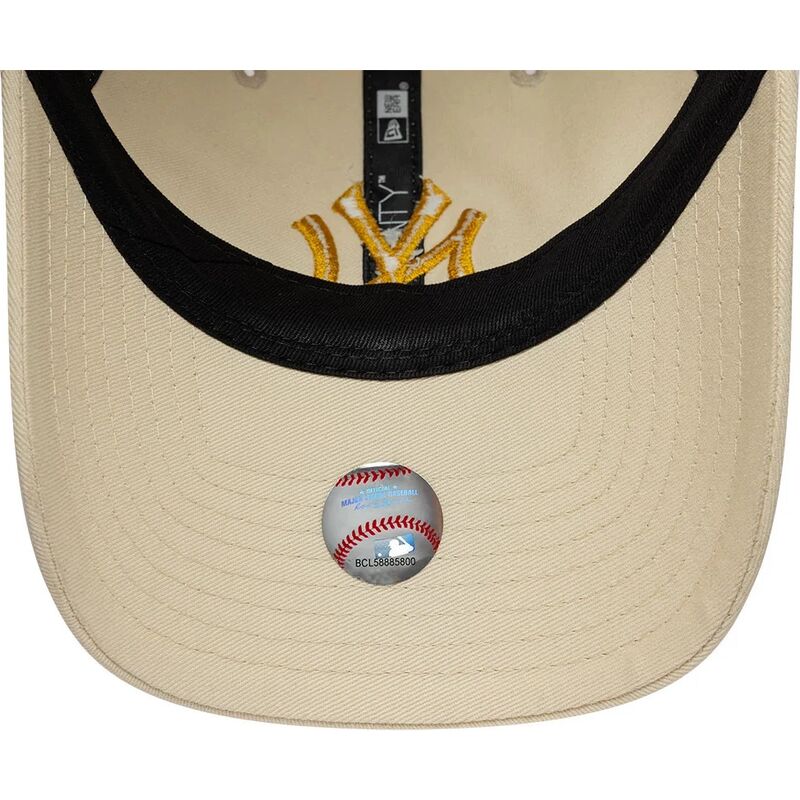 lippikset-kaareva-beige-saadettava-nauha-dorado-9twenty-league-essential-new-york-yankees-mlb-new-era lippikset-kaareva-beige-saadettava-nauha-dorado-9twenty-league-essential-new-york-yankees-mlb-new-era