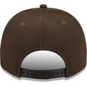 lippikset-kaareva-ruskea-snapback-9fifty-a-frame-precurved-visor-pin-atlanta-braves-mlb-new-era