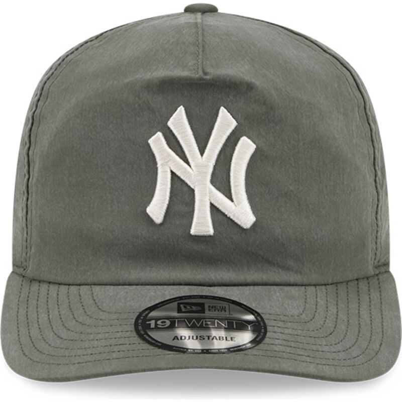 lippikset-kaareva-vihrea-snapback-19twenty-precurved-new-york-yankees-mlb-new-era