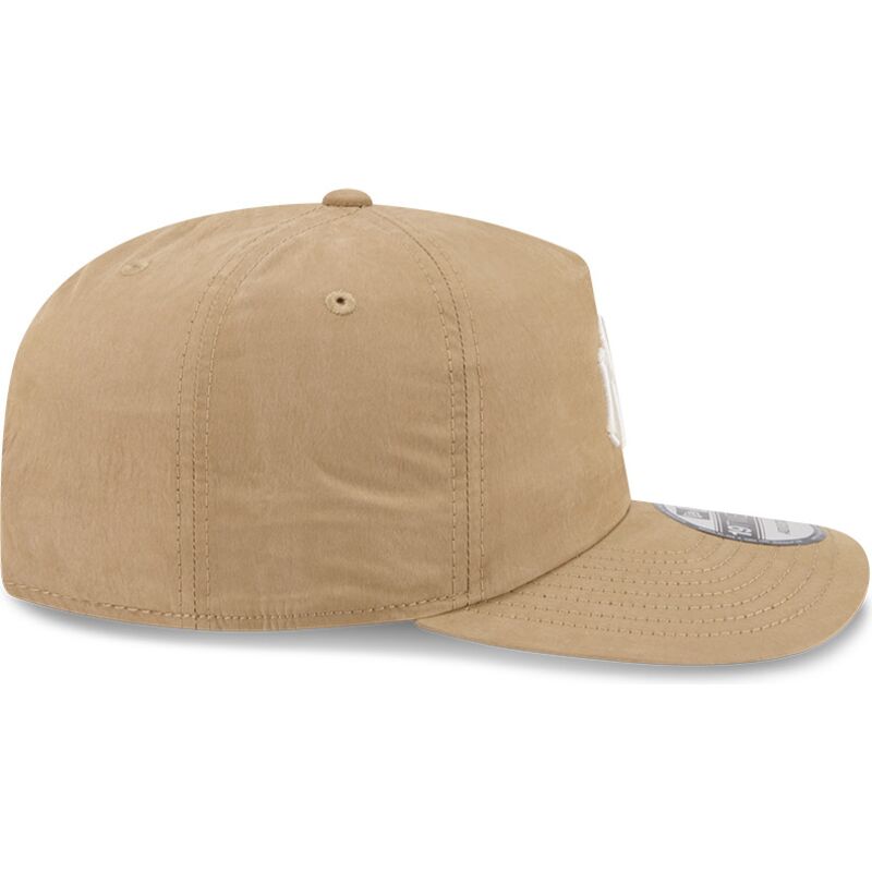lippikset-kaareva-beige-snapback-19twenty-precurved-new-york-yankees-mlb-new-era