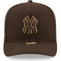 lippikset-kaareva-ruskea-snapback-9fifty-a-frame-precurved-visor-pin-new-york-yankees-mlb-new-era