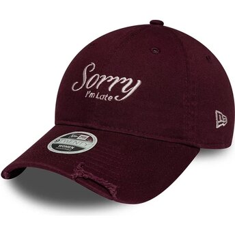 Lippikset kaareva punainen säädettävä nauha 9TWENTY Slogan Sorry I'm Late New Era