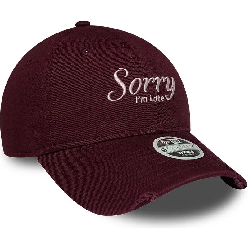 lippikset-kaareva-punainen-saadettava-nauha-9twenty-slogan-sorry-i-m-late-new-era