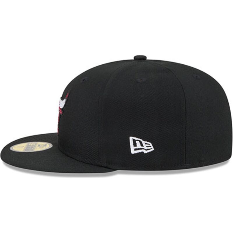 lippikset-littea-musta-istuva-59fifty-rhinestone-badge-chicago-bulls-nba-new-era