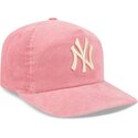 lippikset-kaareva-vaaleanpunainen-saadettava-nauha-19twenty-precurved-corduroy-pastel-new-york-yankees-mlb-new-era