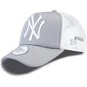 lippikset-kaareva-rekka-harmaa-snapback-clean-a-frame-new-york-yankees-mlb-new-era